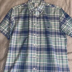 Short sleeve button down